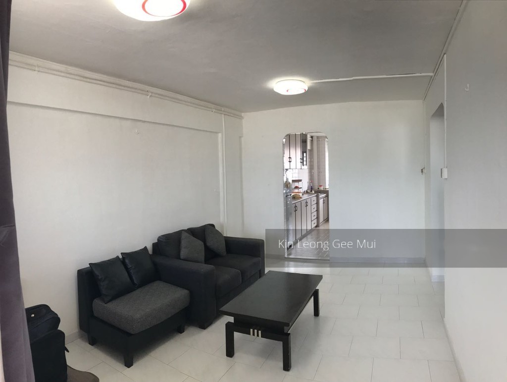 Yishun Street 71 thumbnail photo